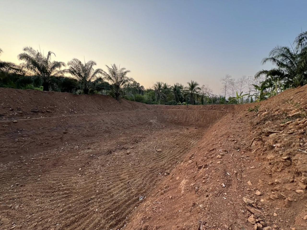 ภาพประกอบที่ 12