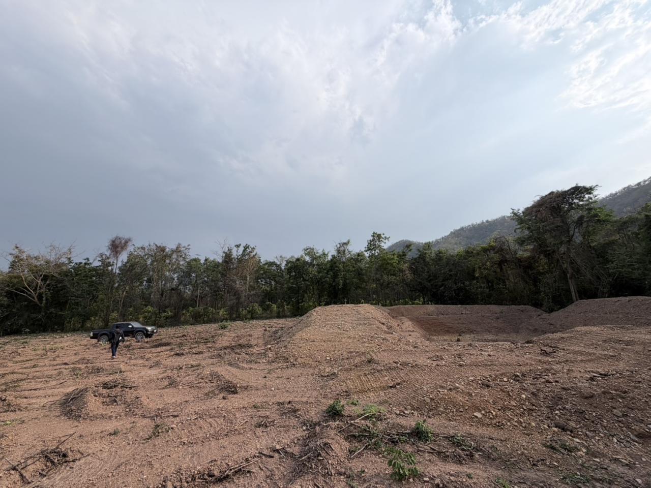 ภาพประกอบที่ 12