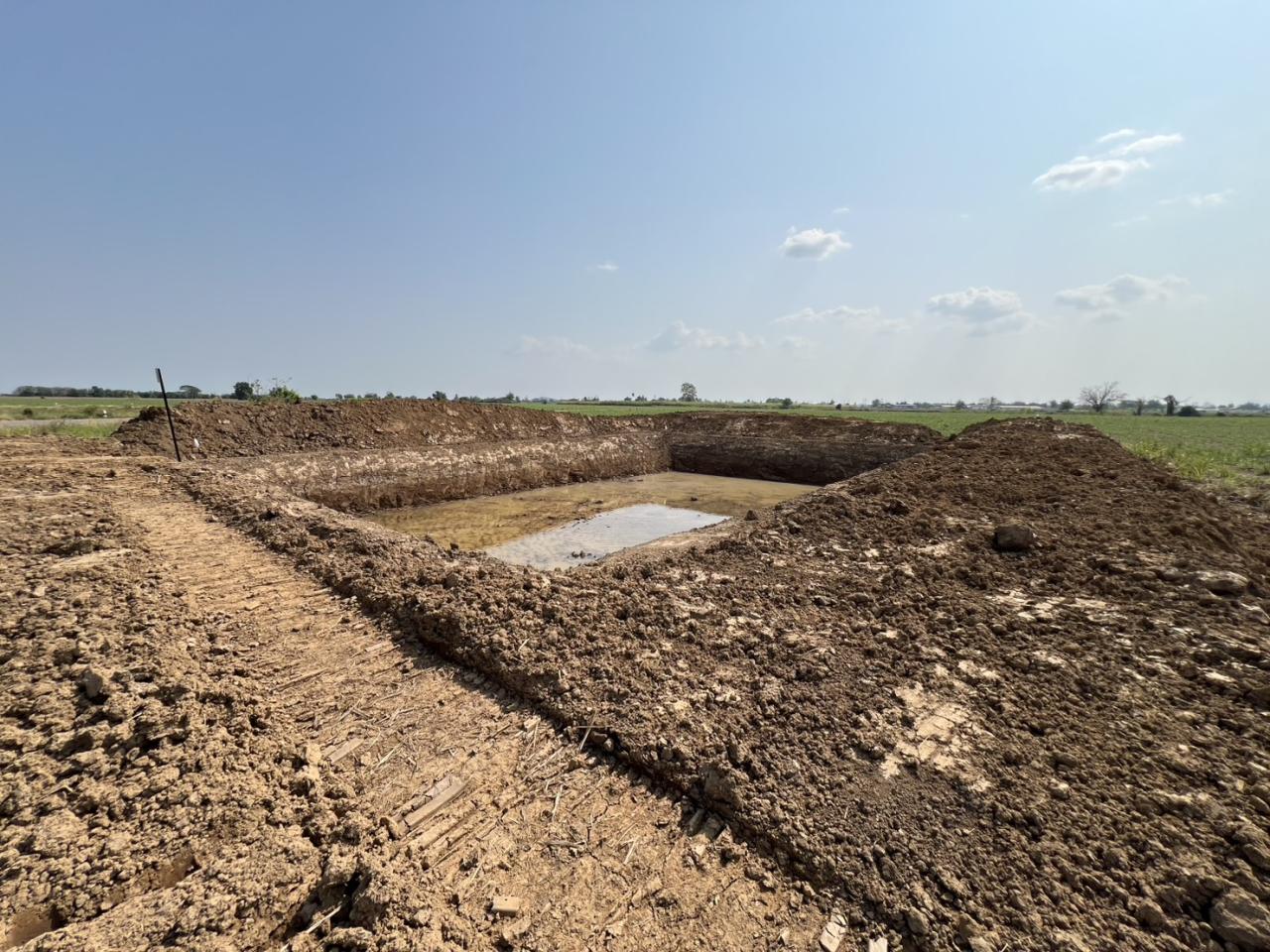 ภาพประกอบที่ 16