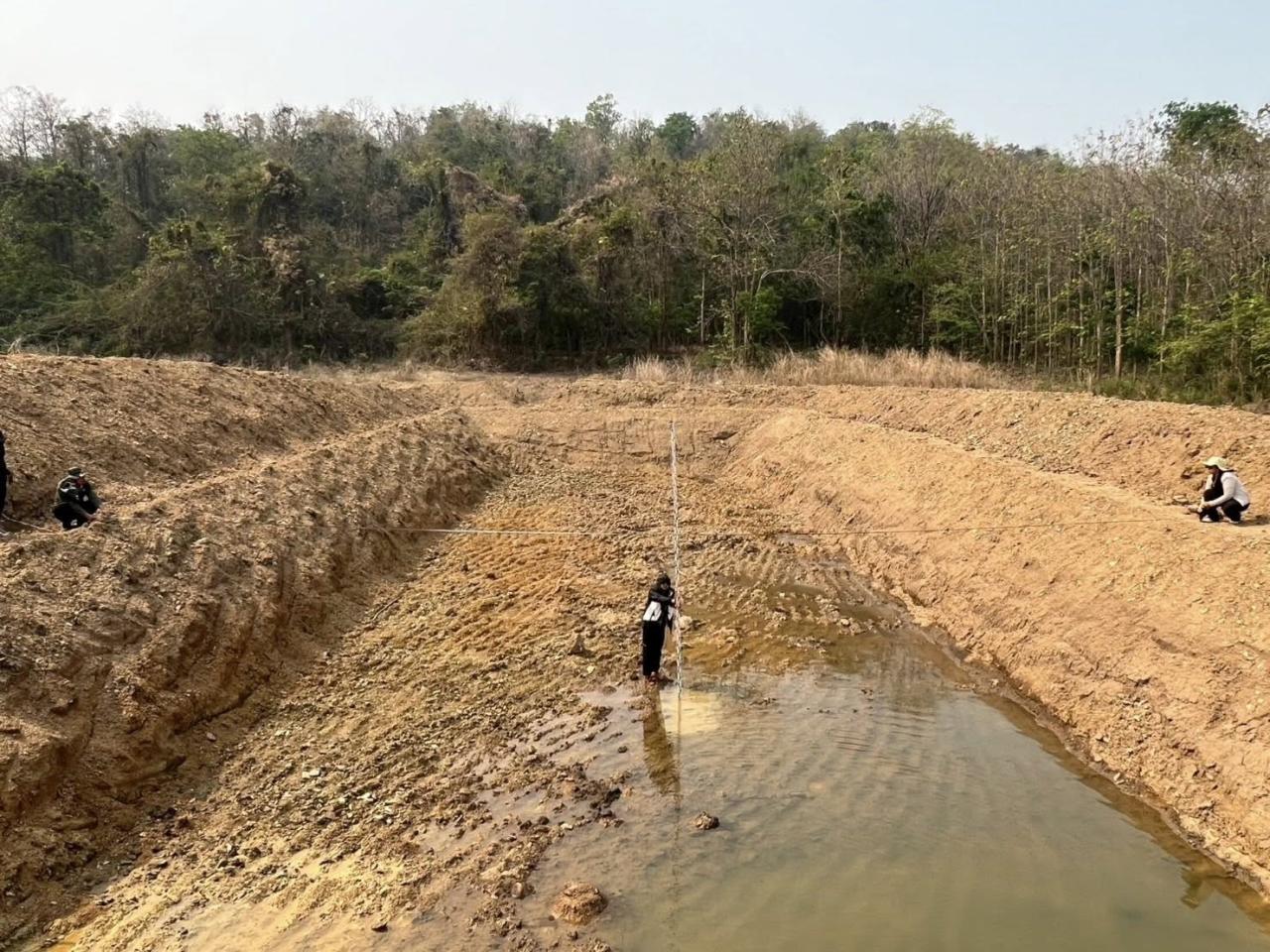 ภาพประกอบที่ 16