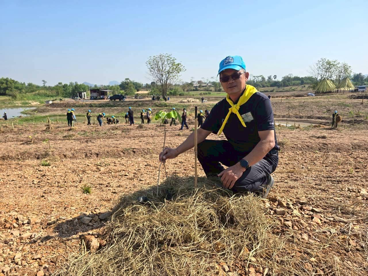 ภาพประกอบที่ 13