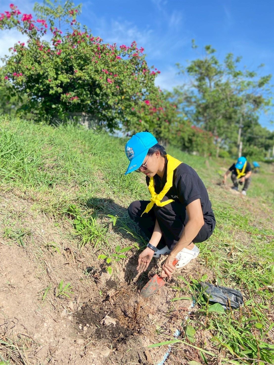 ภาพประกอบที่ 23