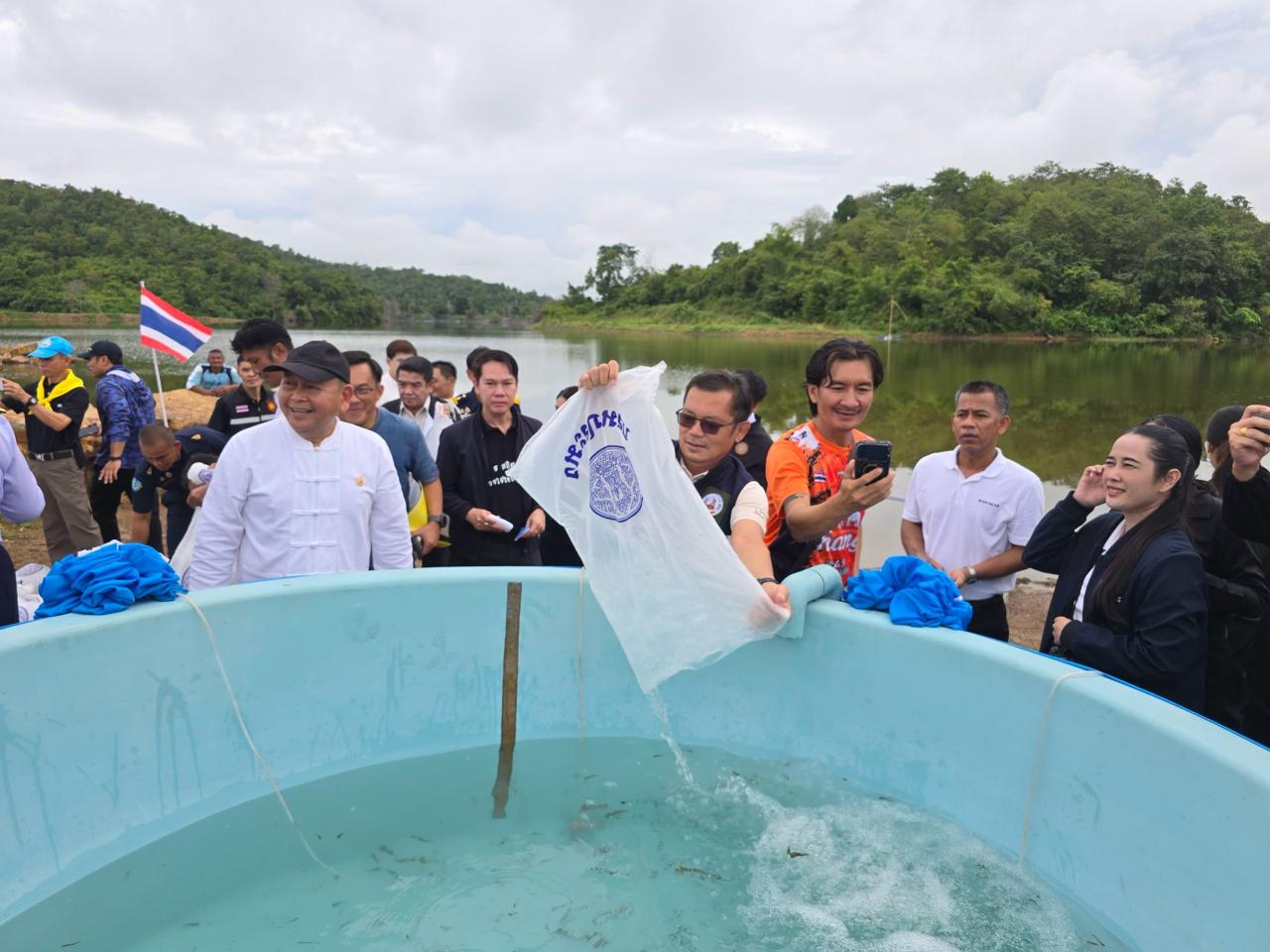 ภาพประกอบที่ 6