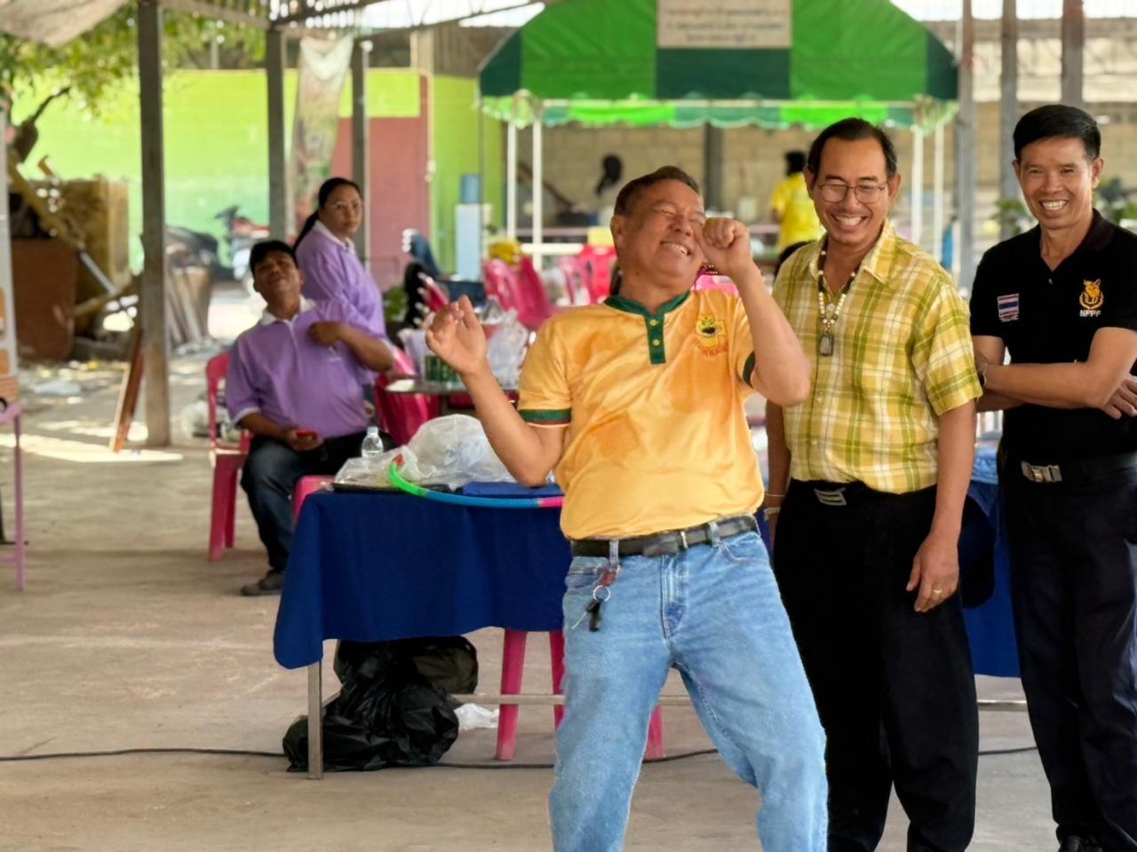 ภาพประกอบที่ 12