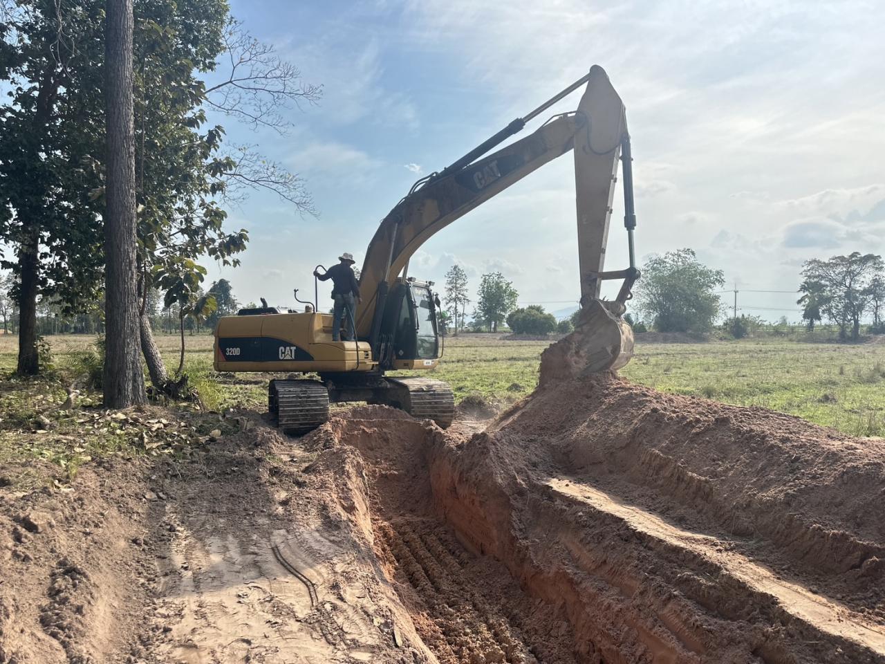 ภาพประกอบที่ 1