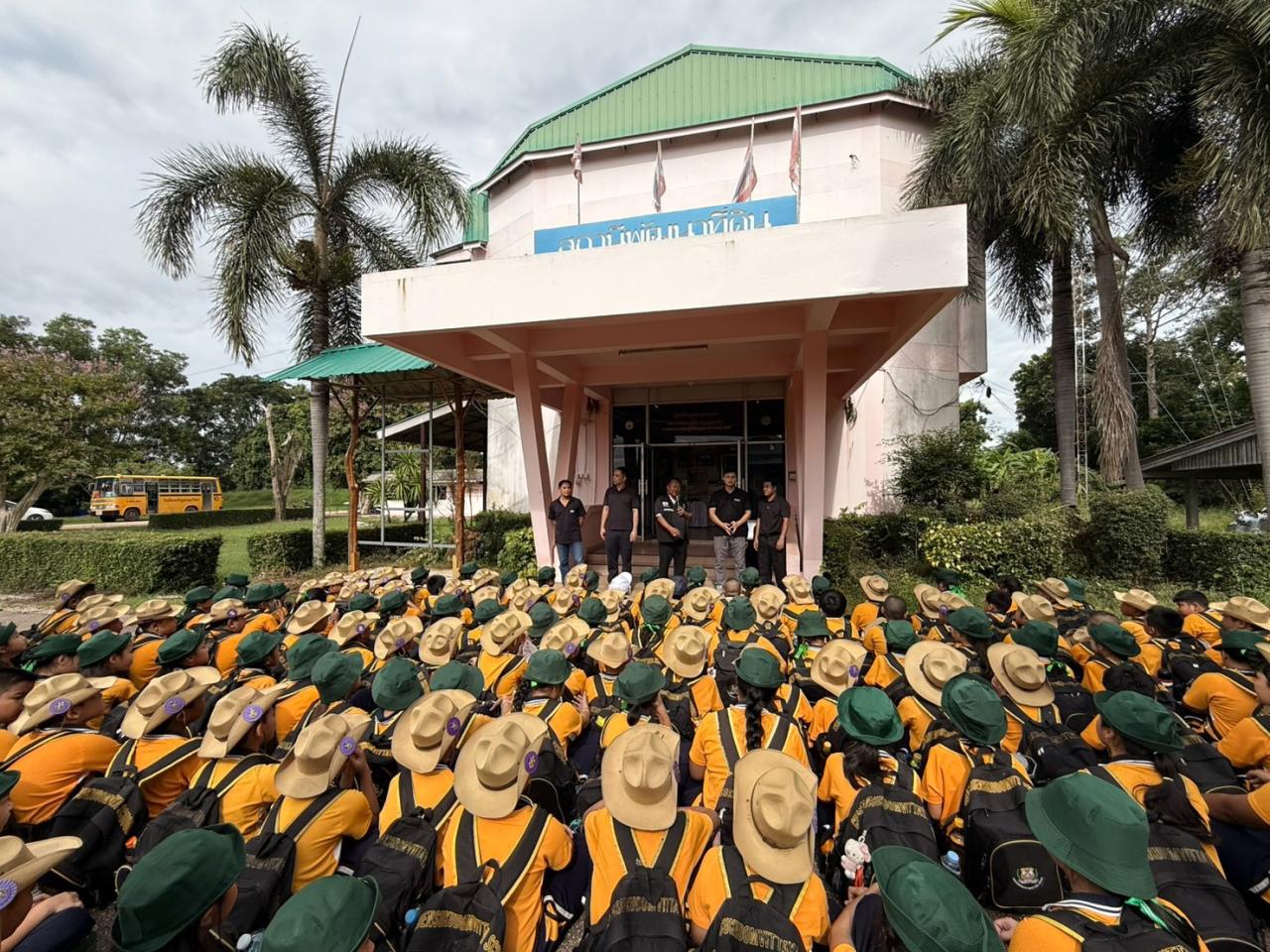 ภาพประกอบที่ 0