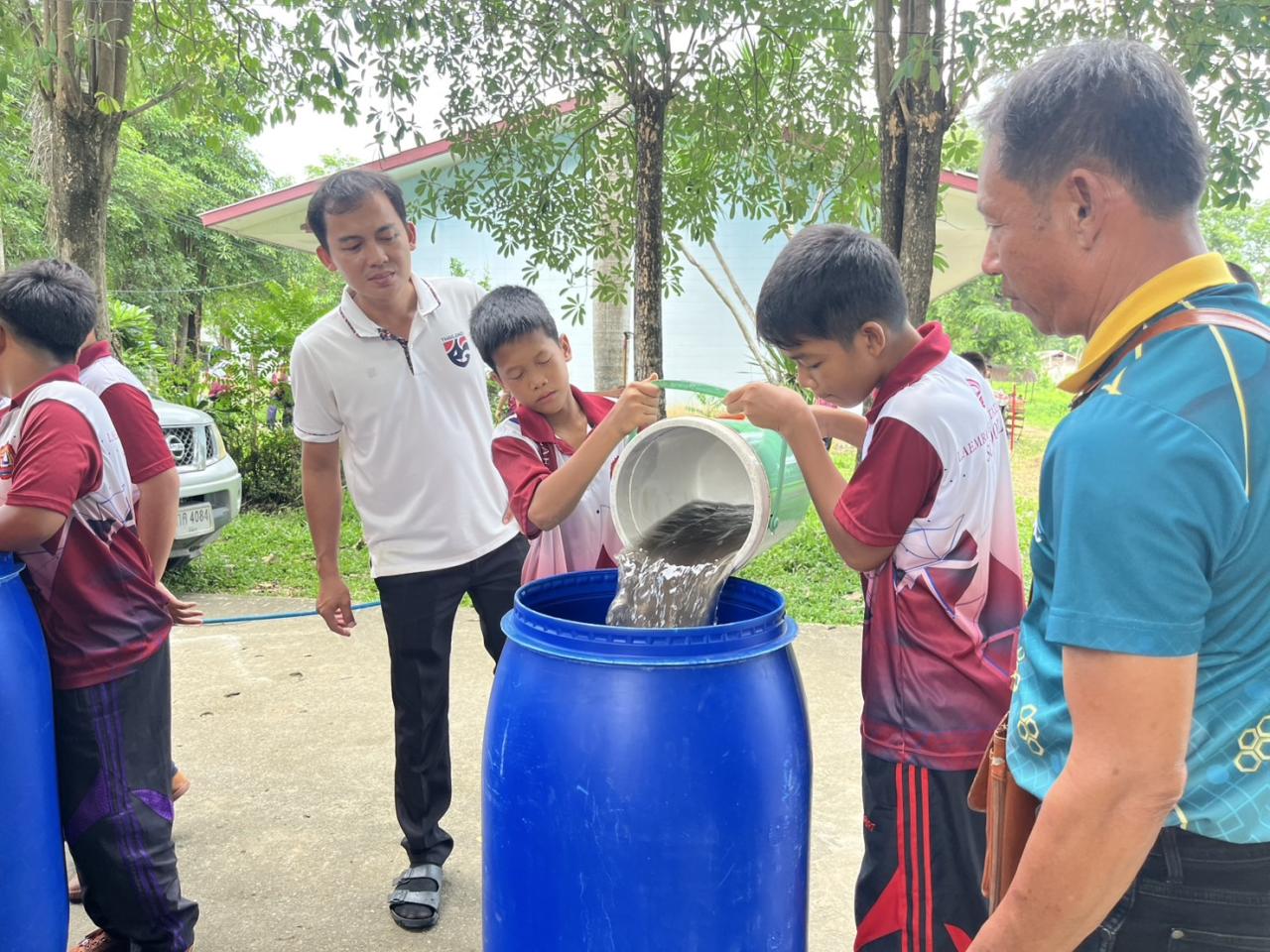 ภาพประกอบที่ 10