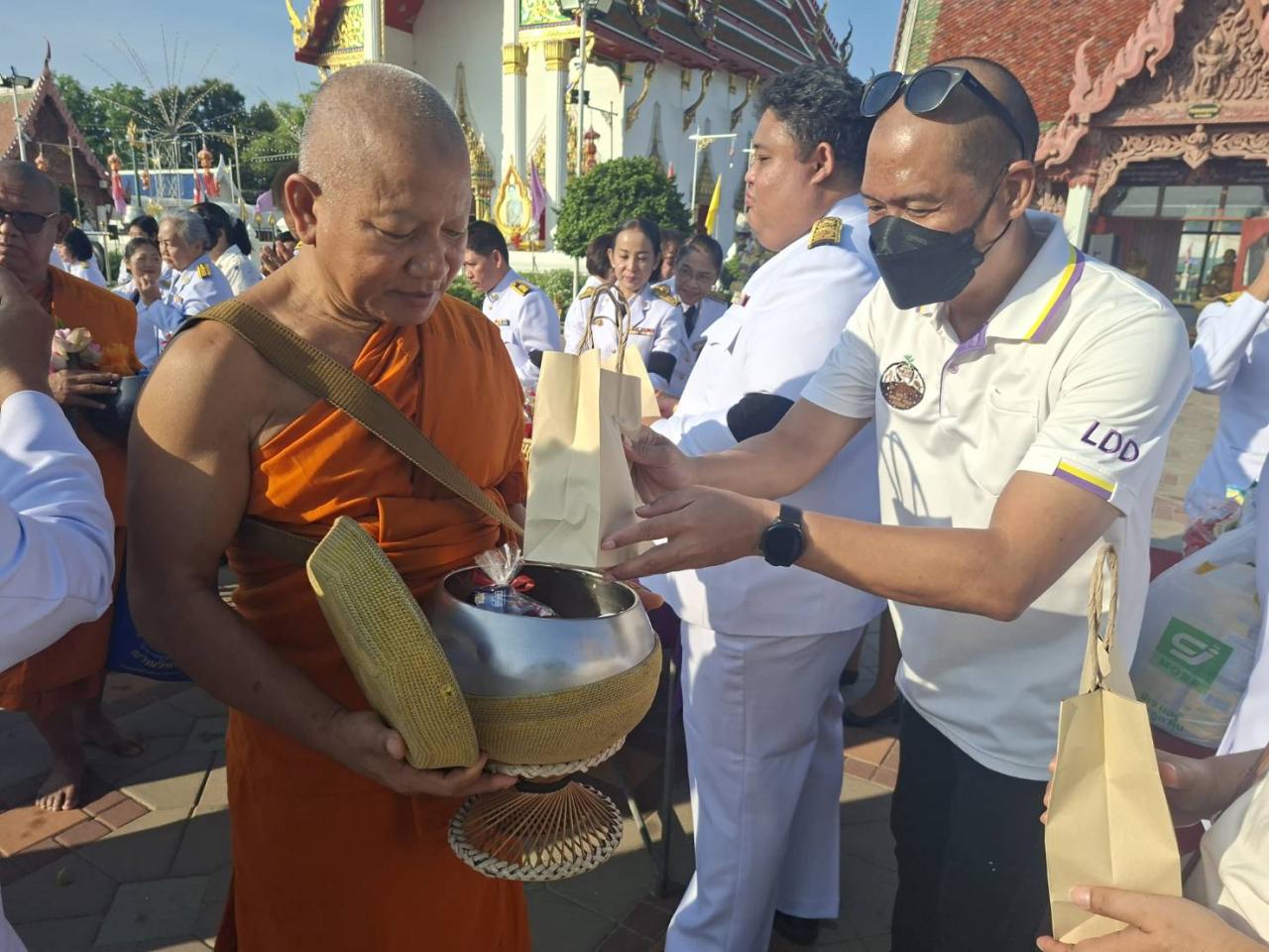 ภาพประกอบที่ 2