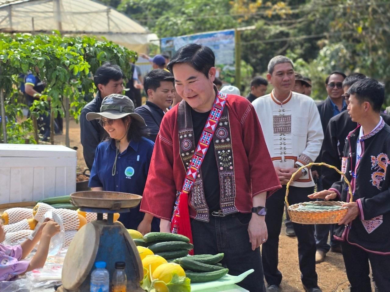 ภาพประกอบที่ 6