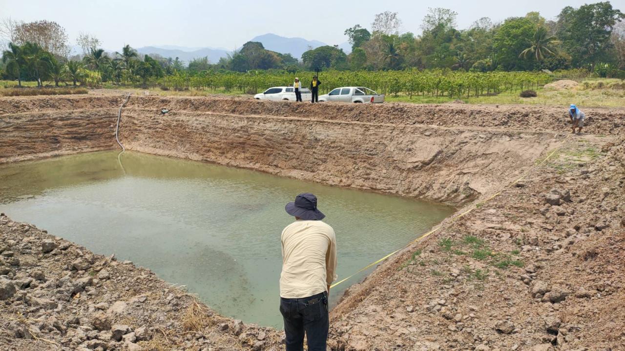 ภาพประกอบที่ 16