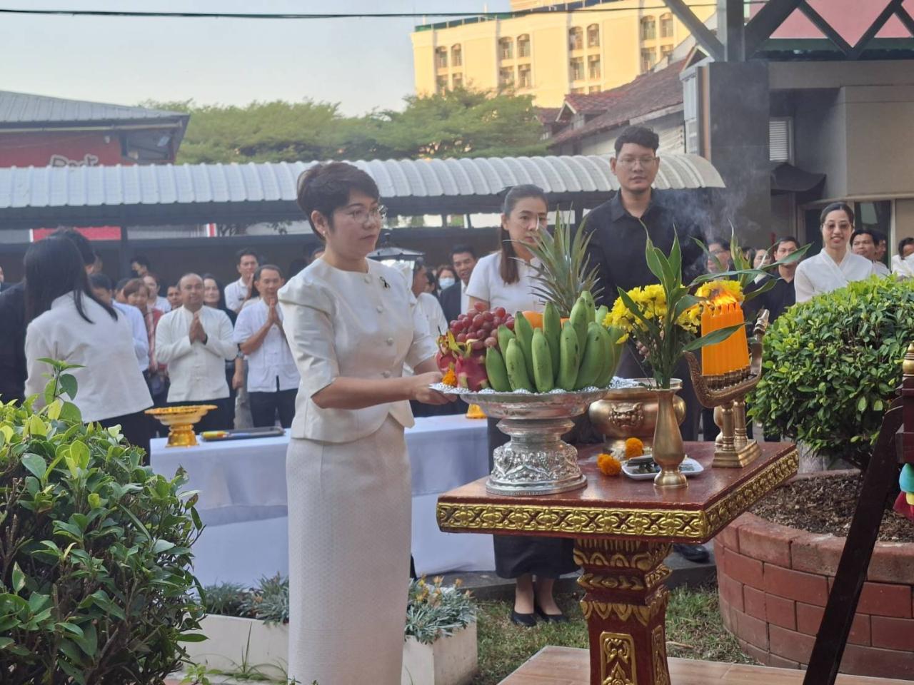 ภาพประกอบที่ 1