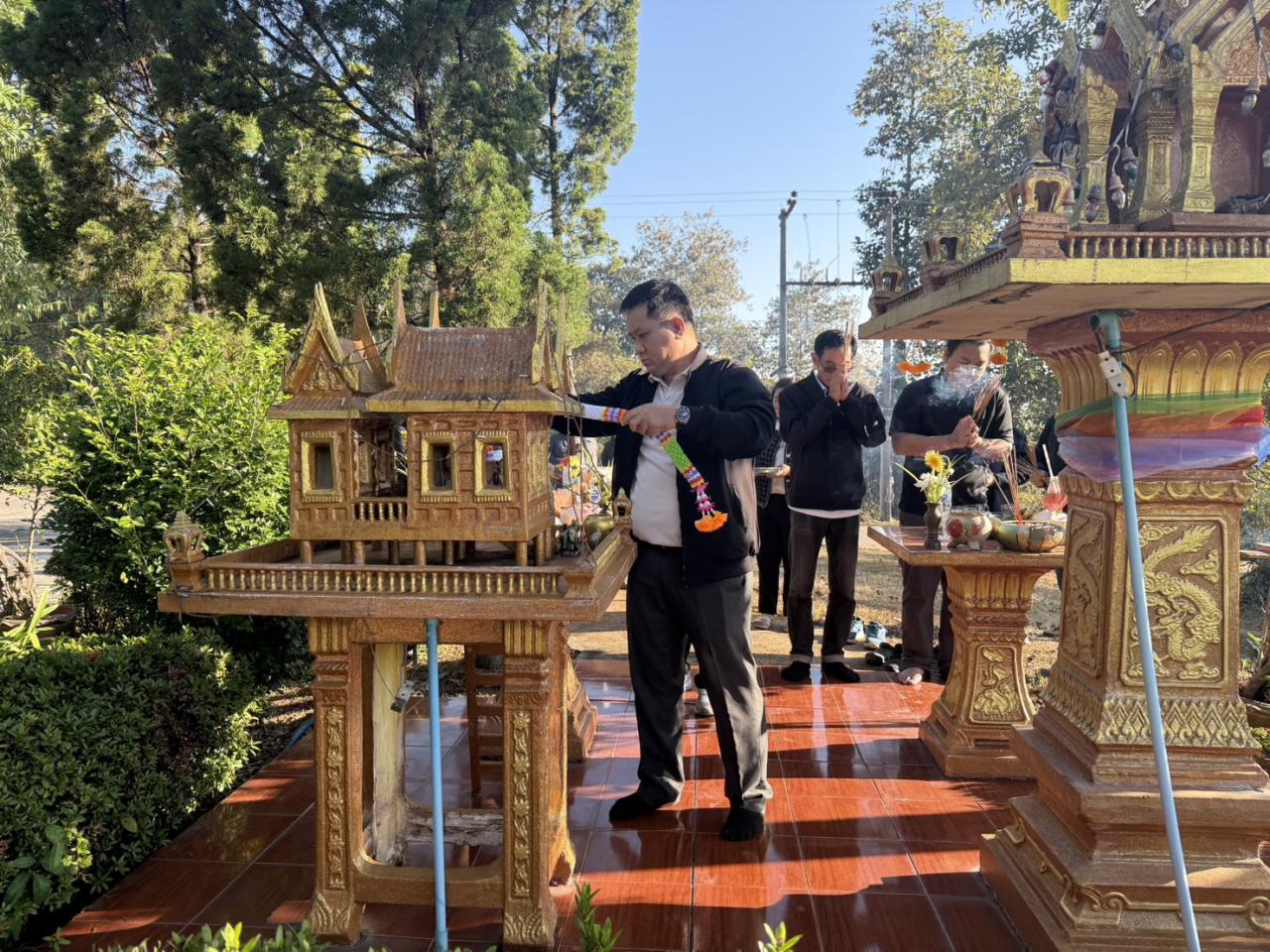 ภาพประกอบที่ 0