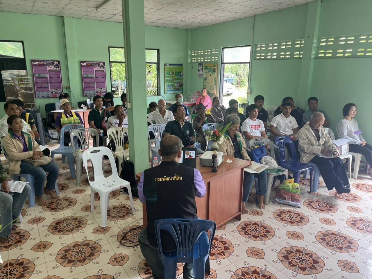 ภาพประกอบที่ 6