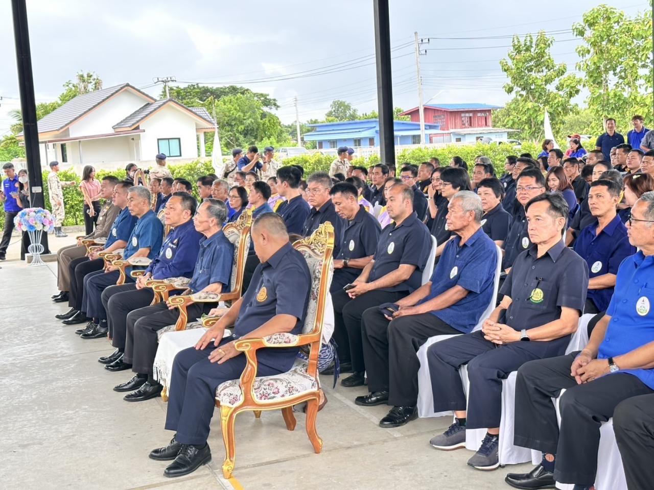 ภาพประกอบที่ 13