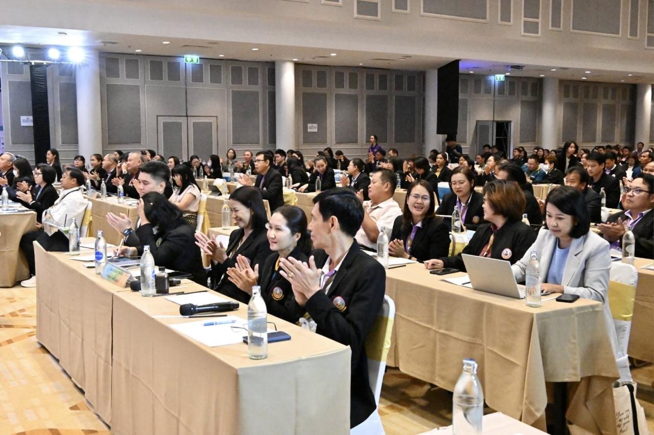 ภาพประกอบที่ 8