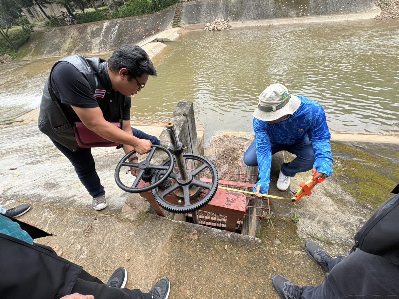 ภาพประกอบที่ 0