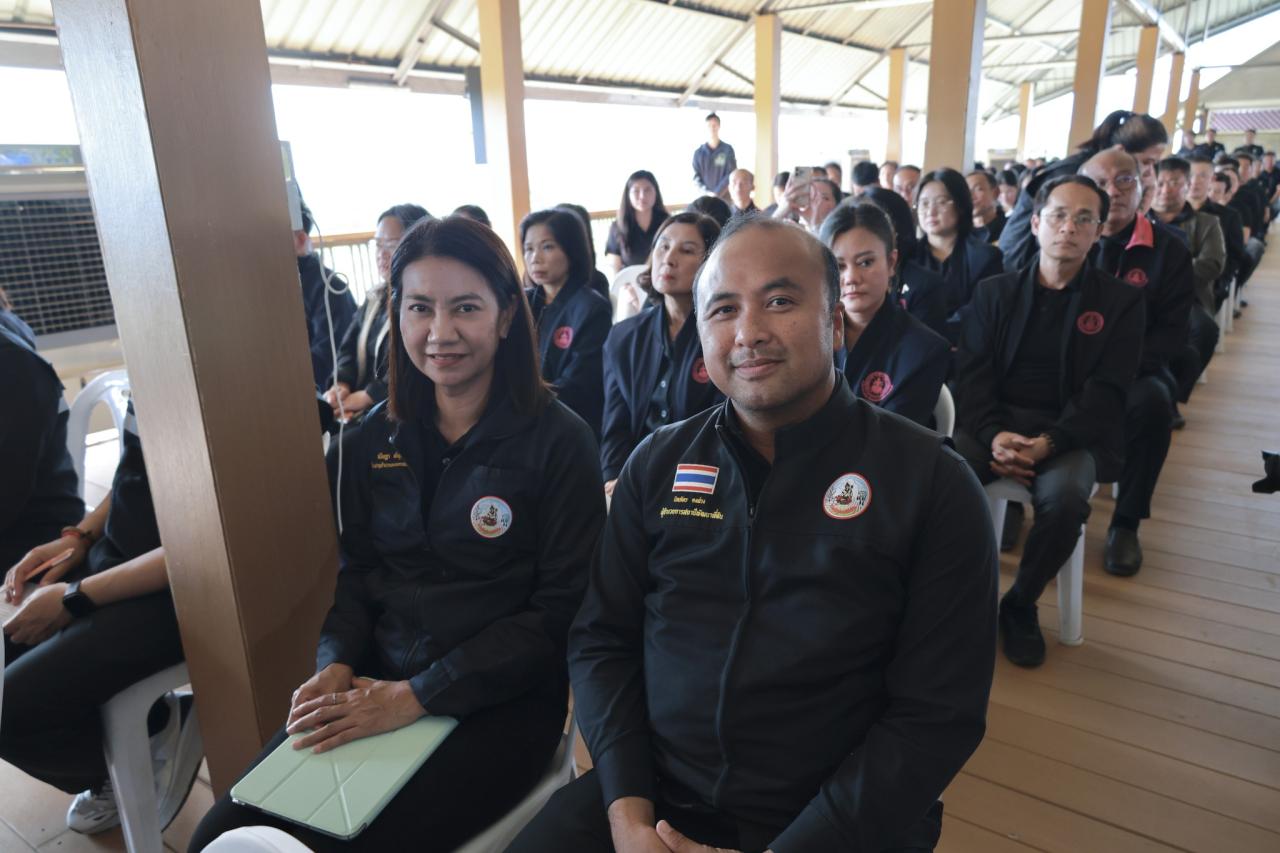 ภาพประกอบที่ 12