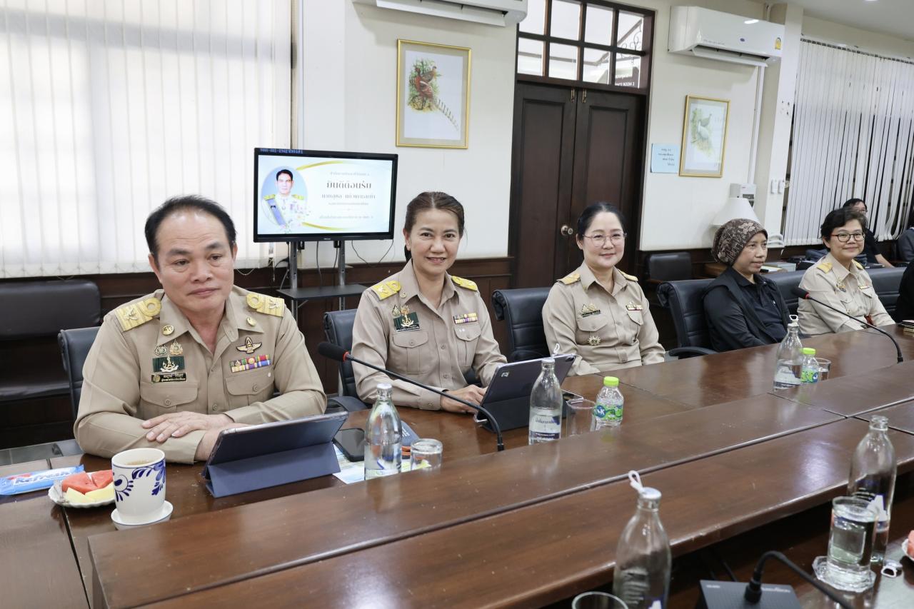 ภาพประกอบที่ 16