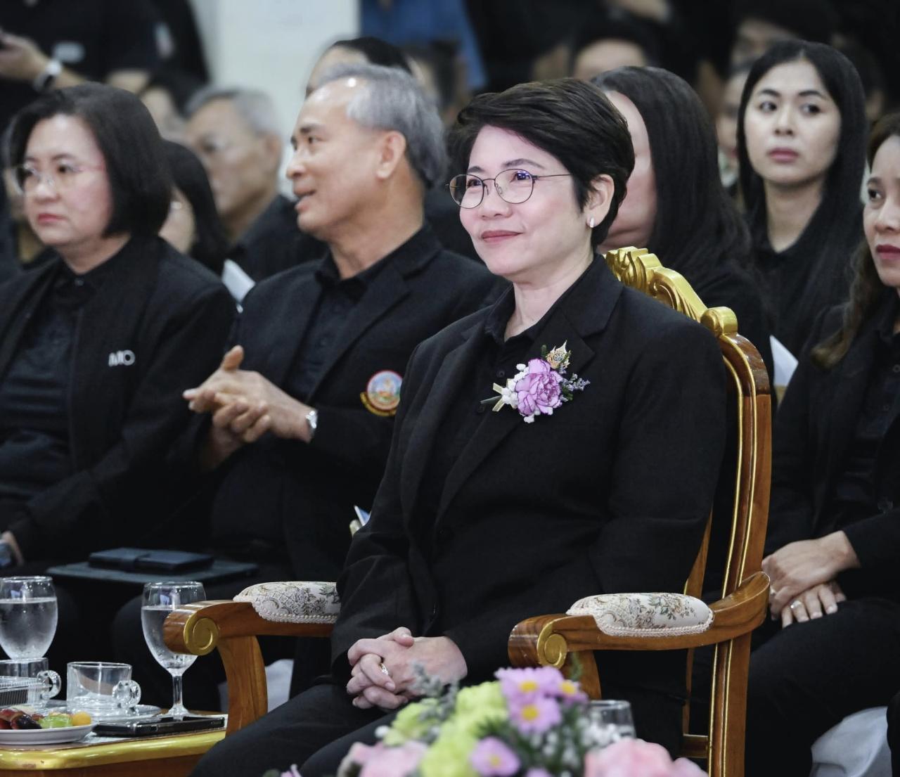 ภาพประกอบที่ 40
