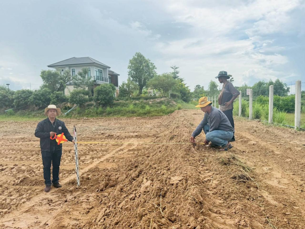 ภาพประกอบที่ 10