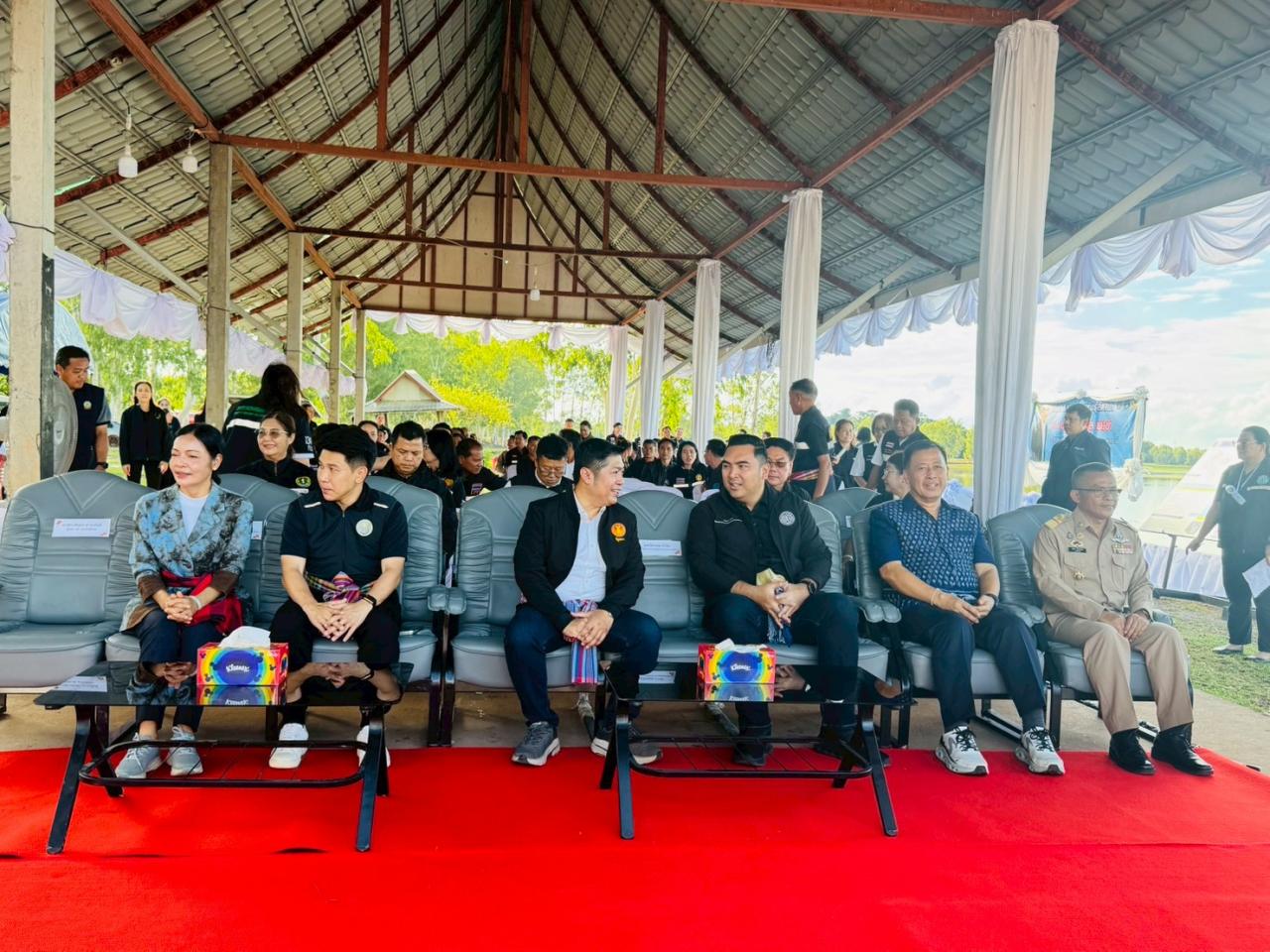 ภาพประกอบที่ 12