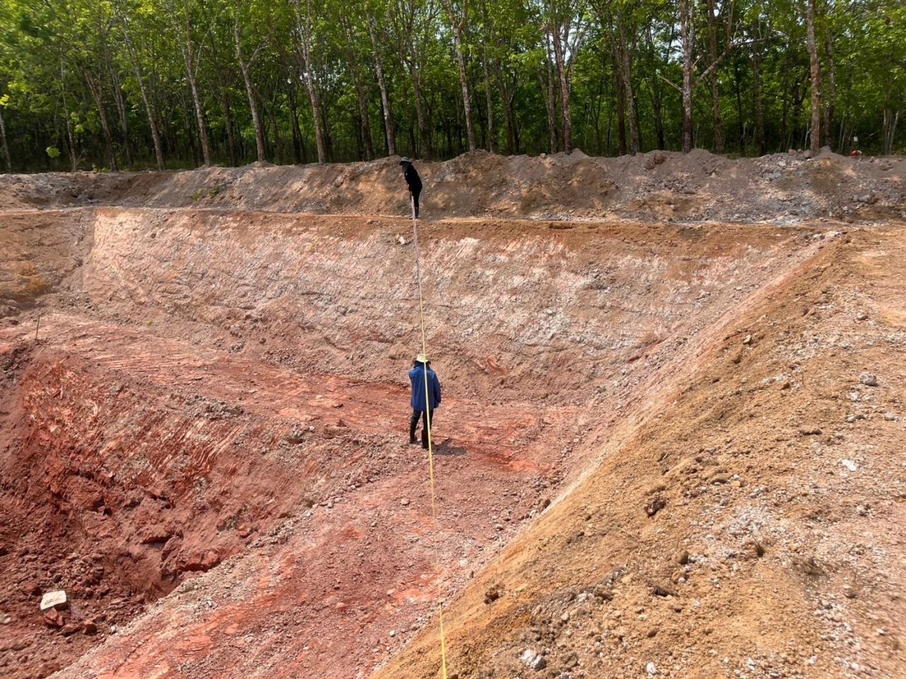 ภาพประกอบที่ 12