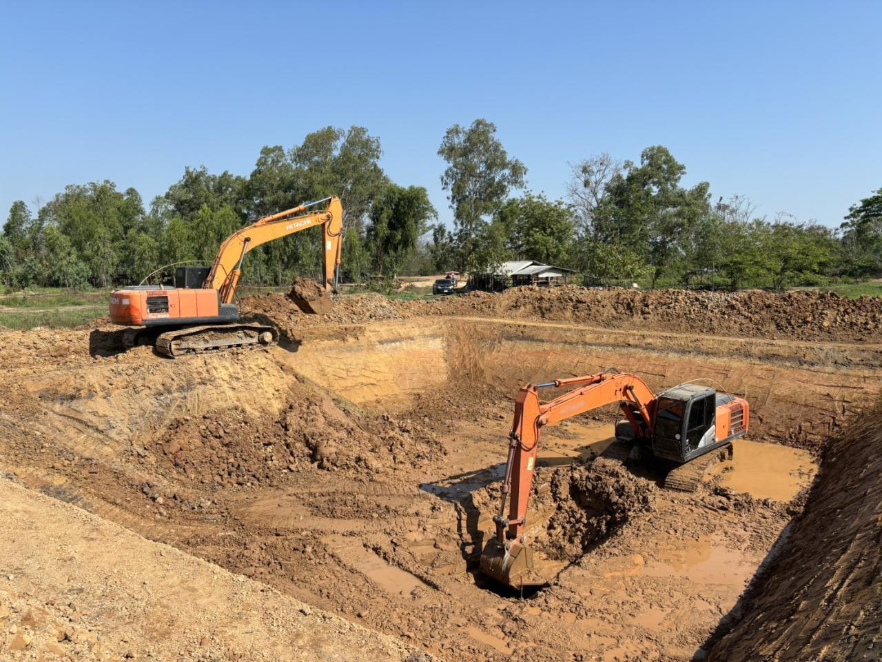 ภาพประกอบที่ 13