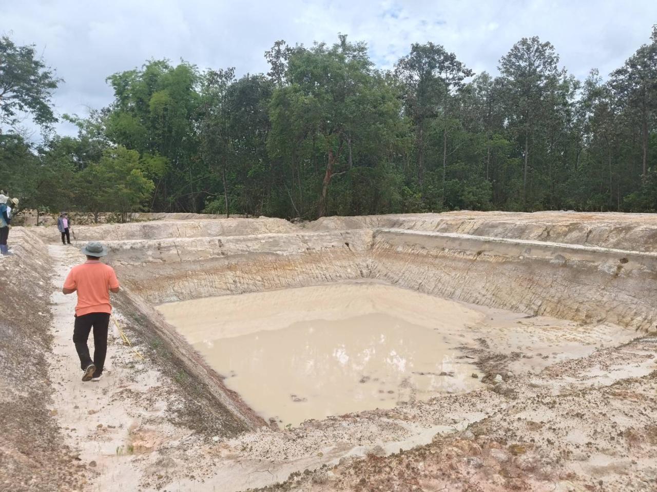 ภาพประกอบที่ 8