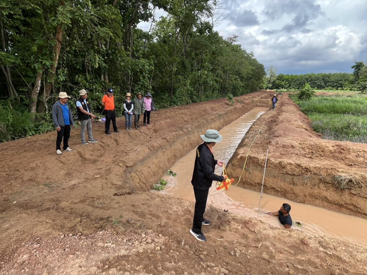 ภาพประกอบที่ 21