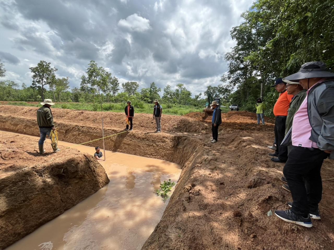 ภาพประกอบที่ 22