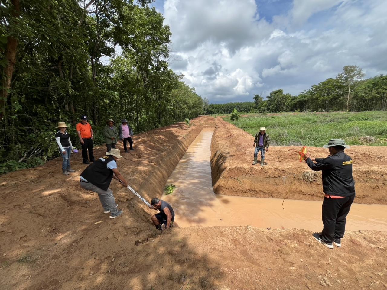 ภาพประกอบที่ 25