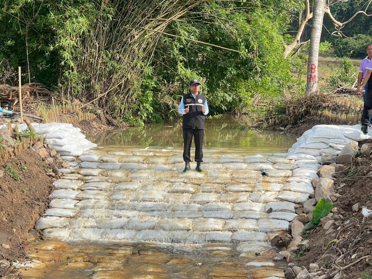 ภาพประกอบที่ 15