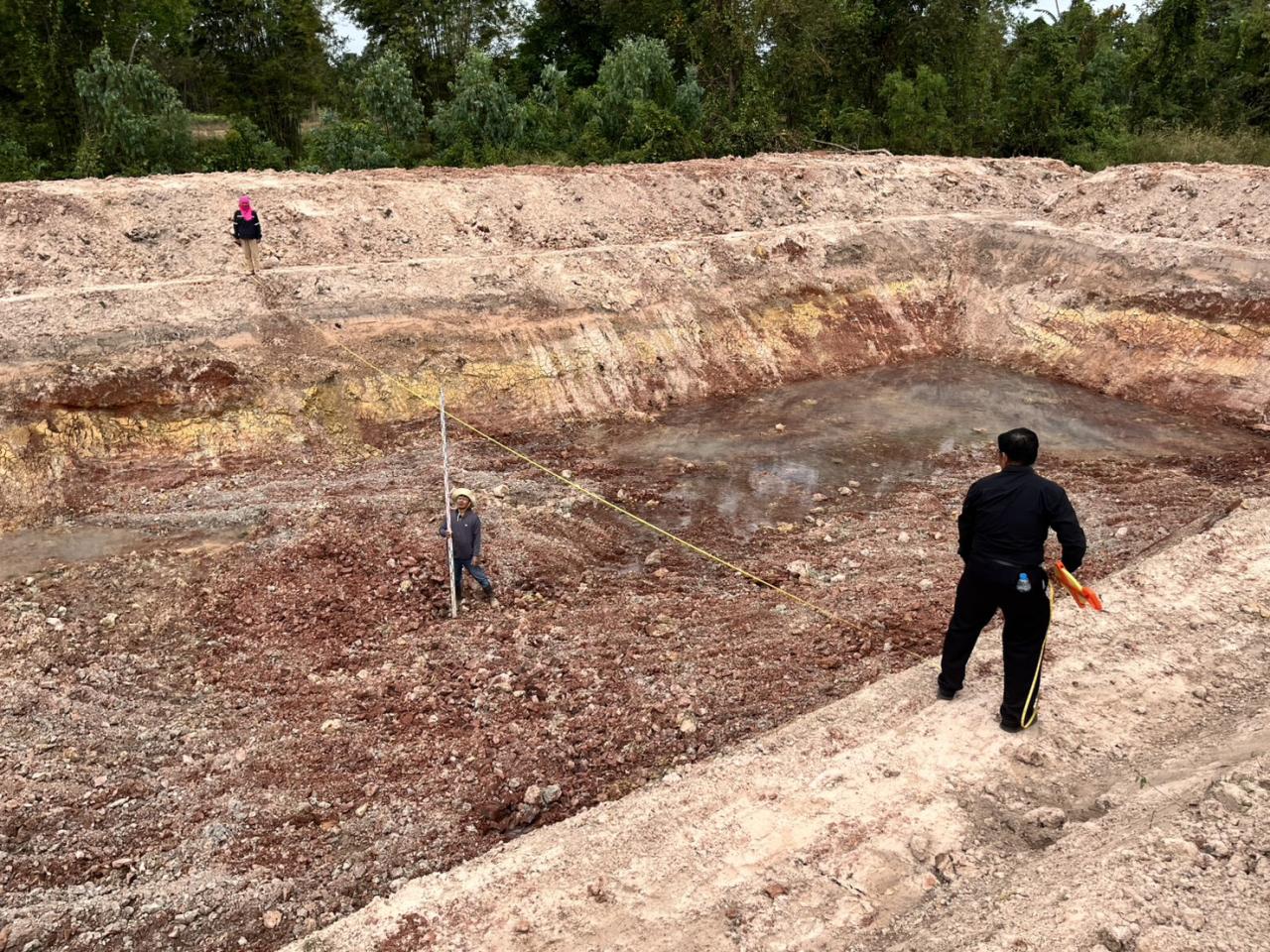 ภาพประกอบที่ 12