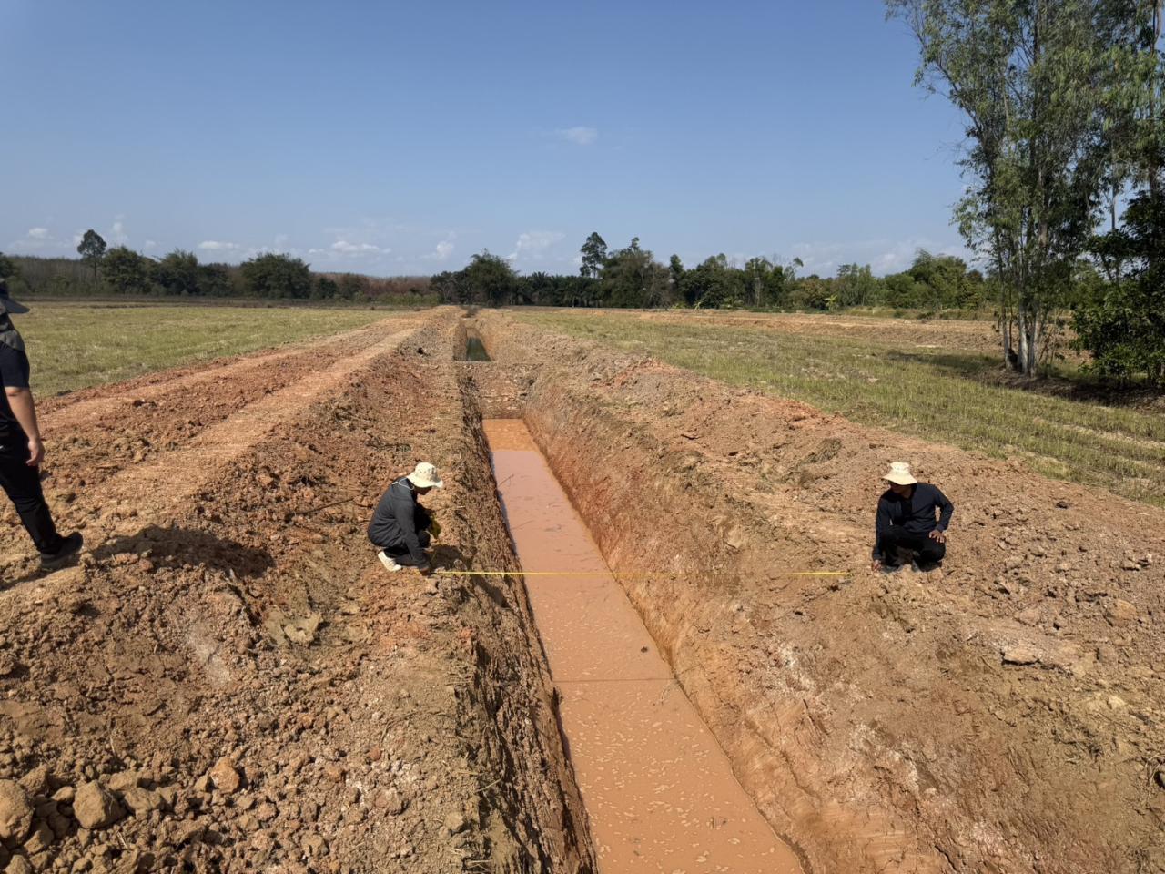 ภาพประกอบที่ 12