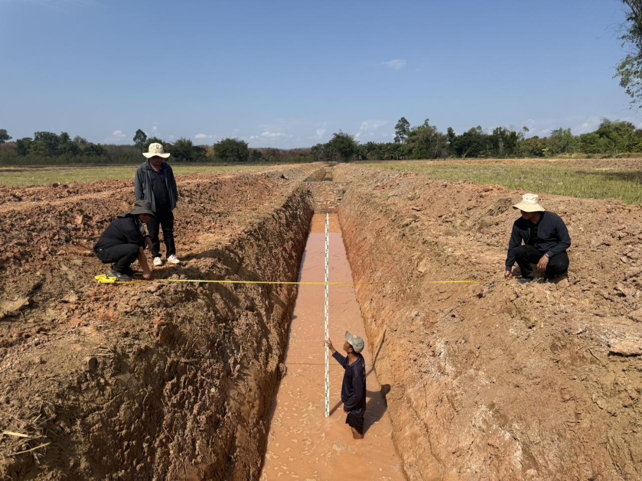 ภาพประกอบที่ 13