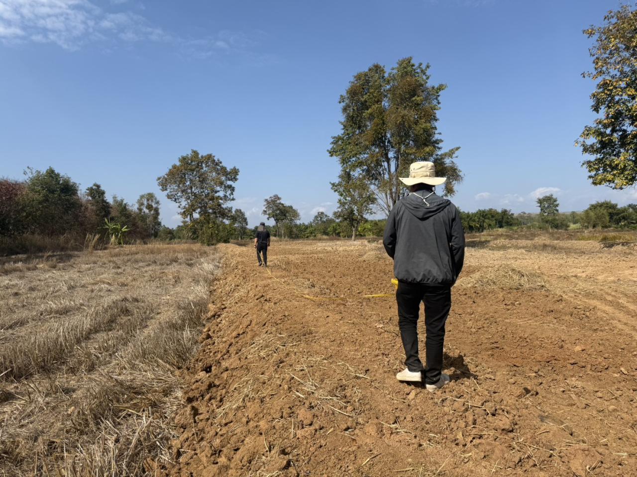 ภาพประกอบที่ 16