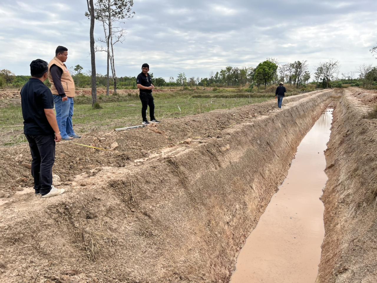 ภาพประกอบที่ 1