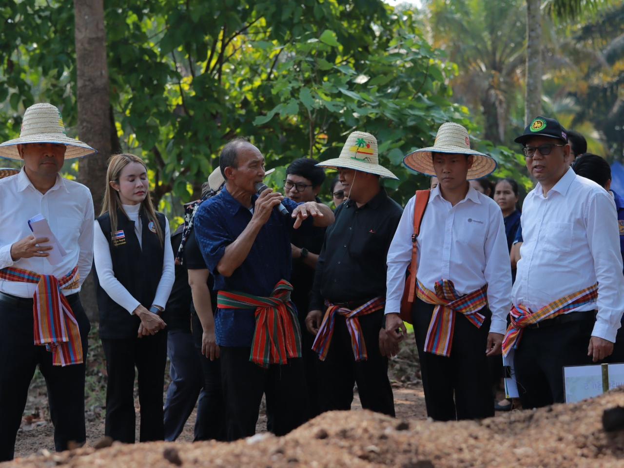 ภาพประกอบที่ 24