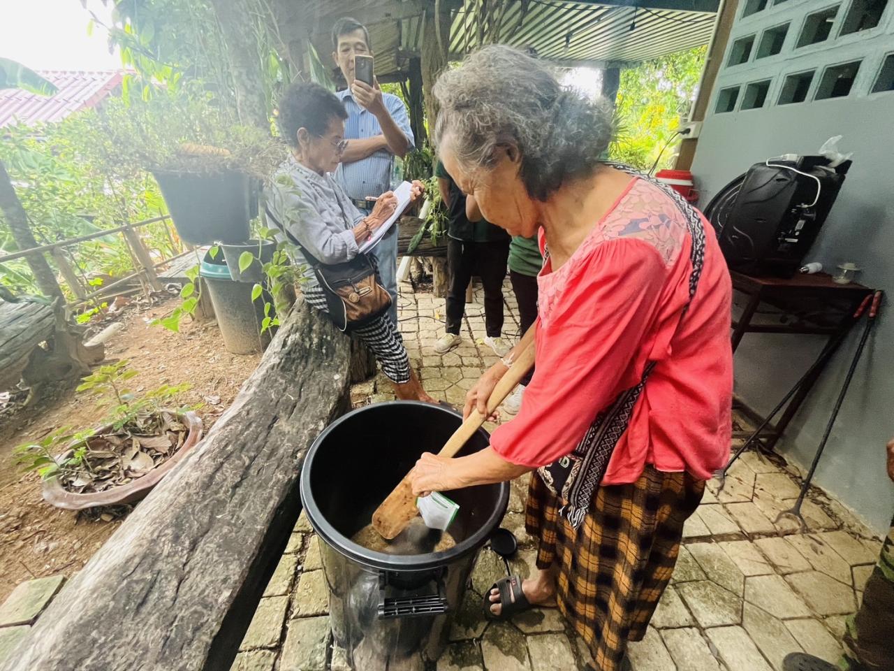 ภาพประกอบที่ 1