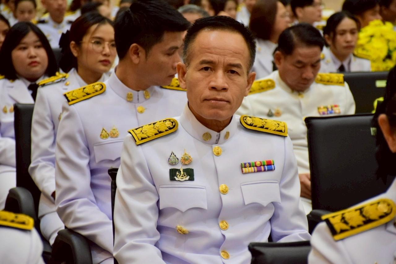 ภาพประกอบที่ 12