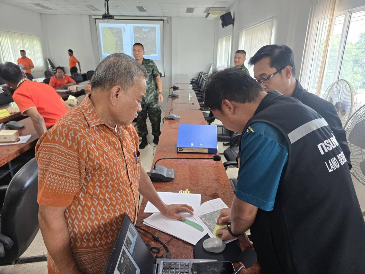 ภาพประกอบที่ 10