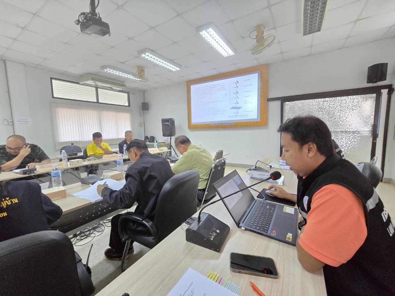 ภาพประกอบที่ 6