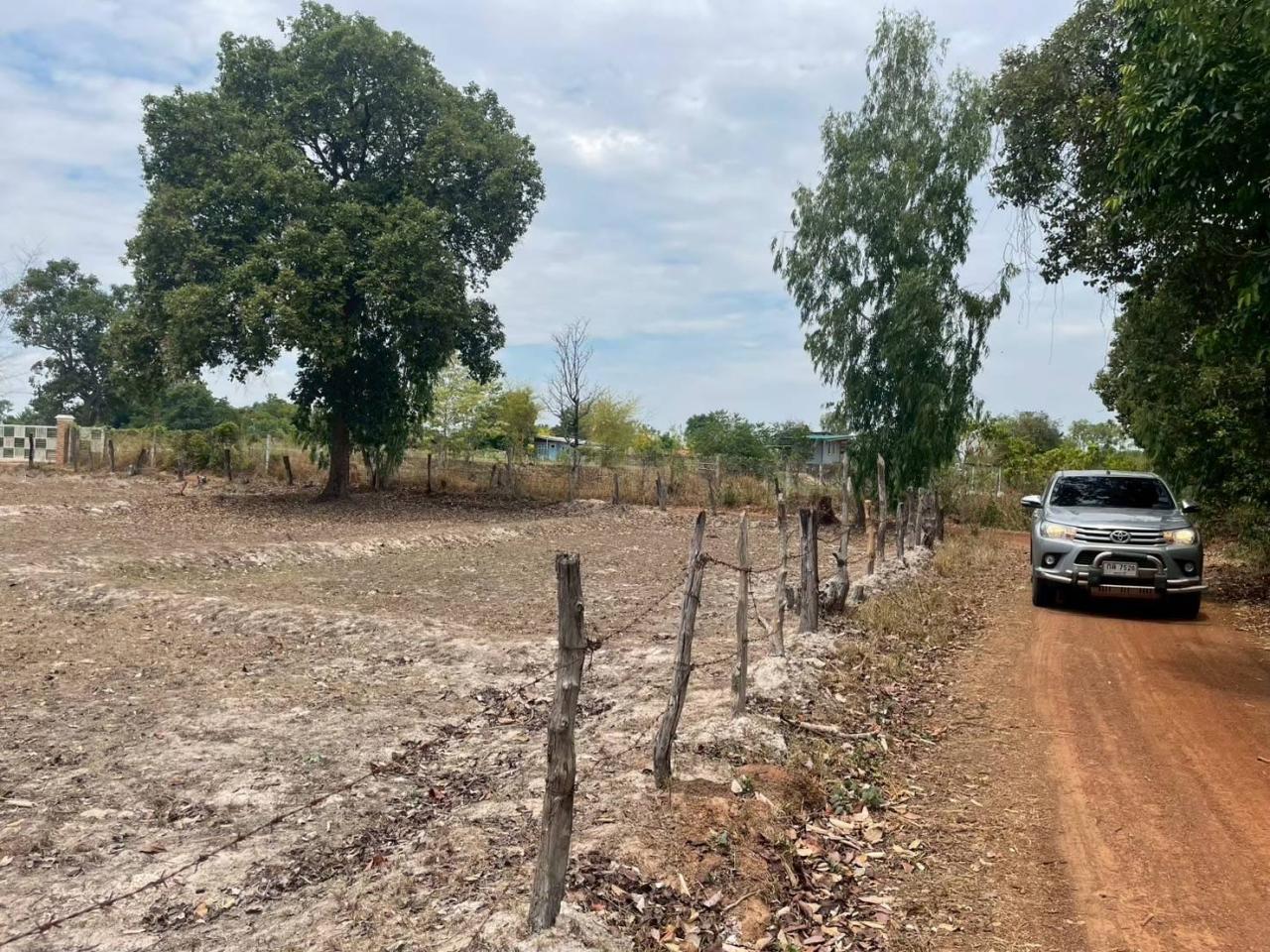 ภาพประกอบที่ 10