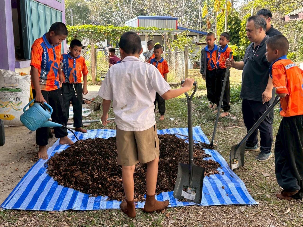 ภาพประกอบที่ 9