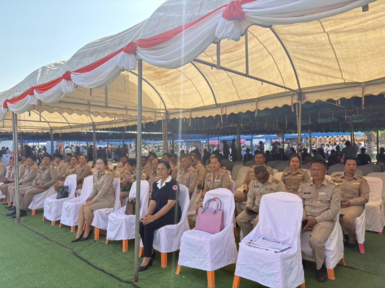 ภาพประกอบที่ 11