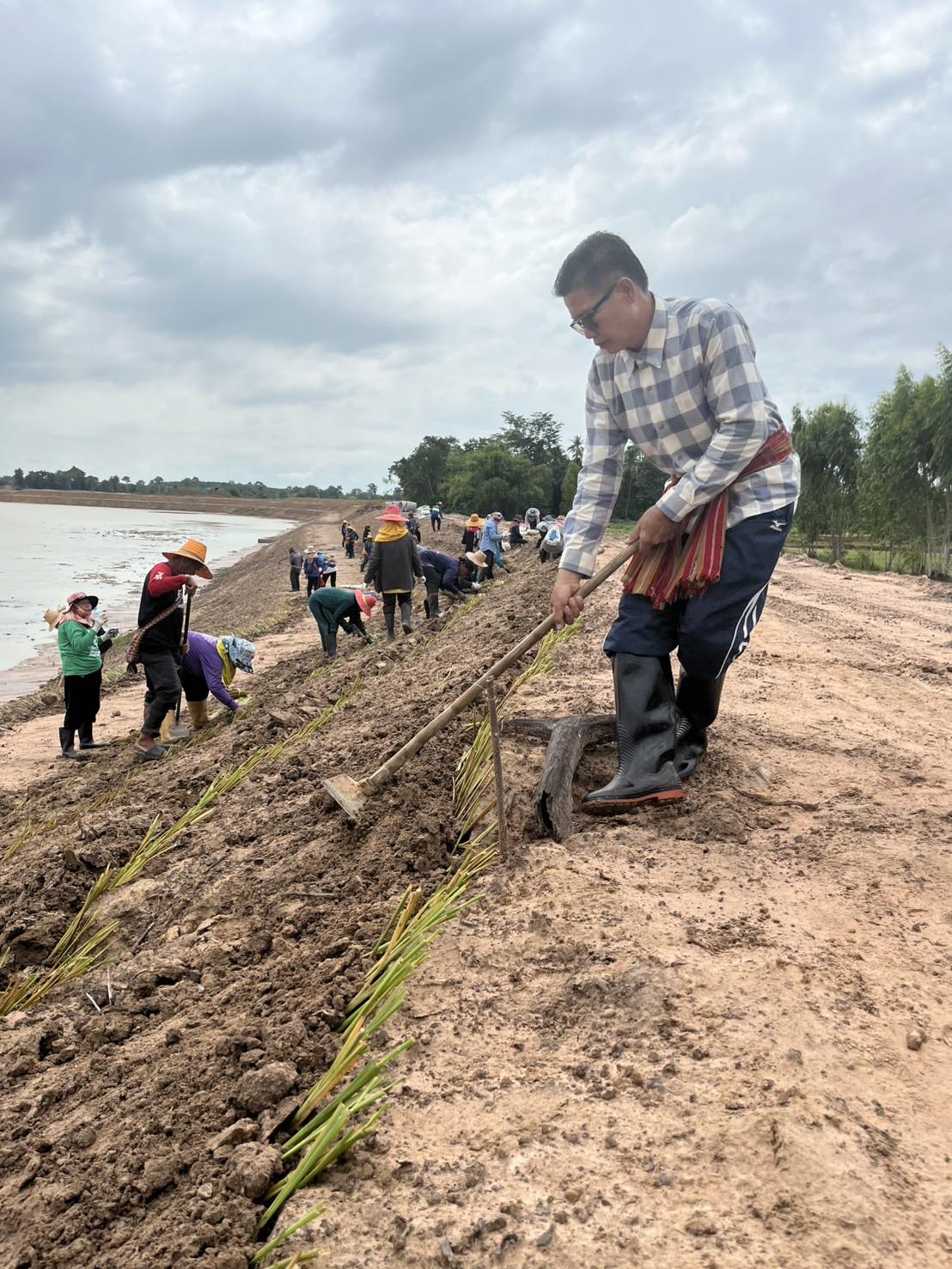 ภาพประกอบที่ 6