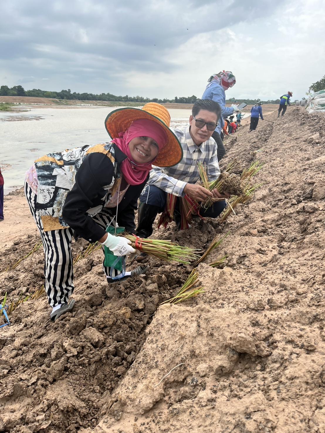 ภาพประกอบที่ 9