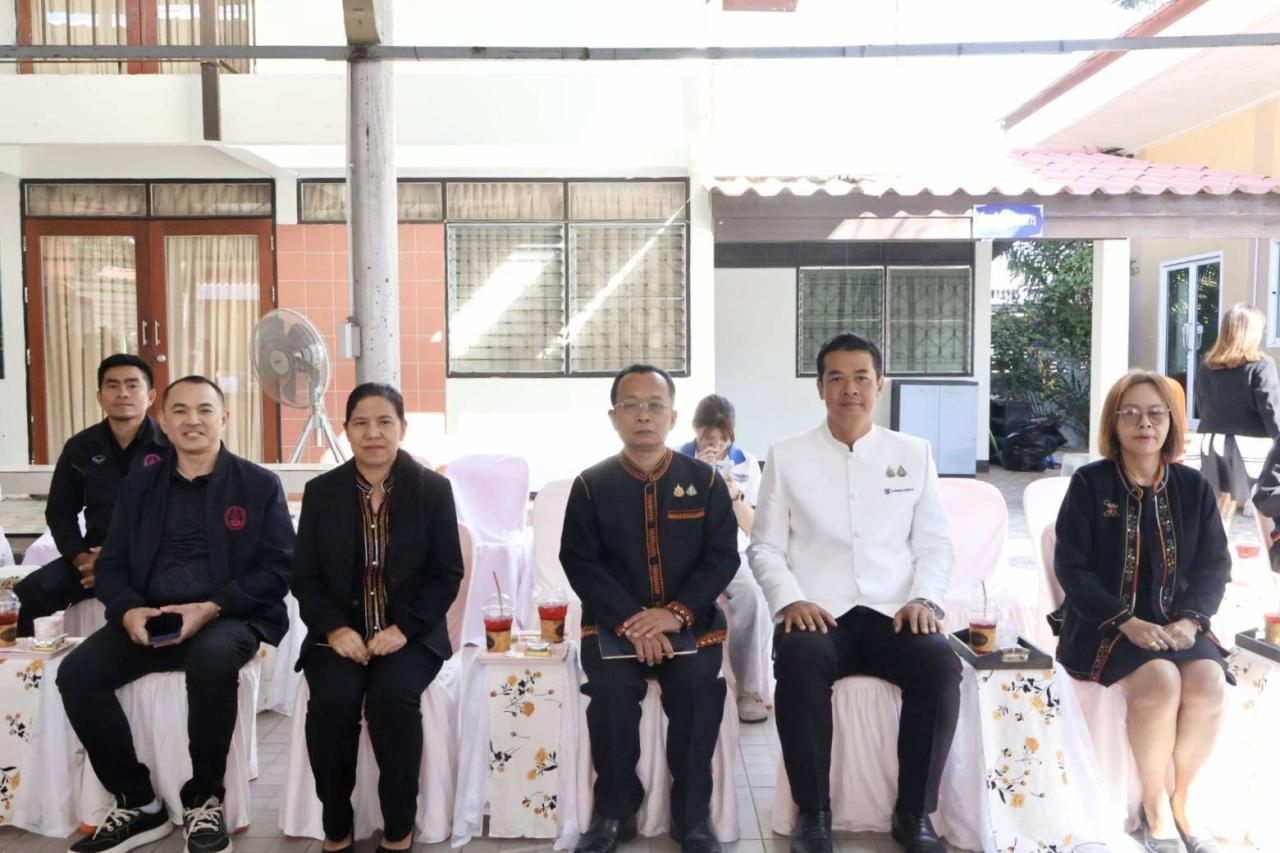 ภาพประกอบที่ 1