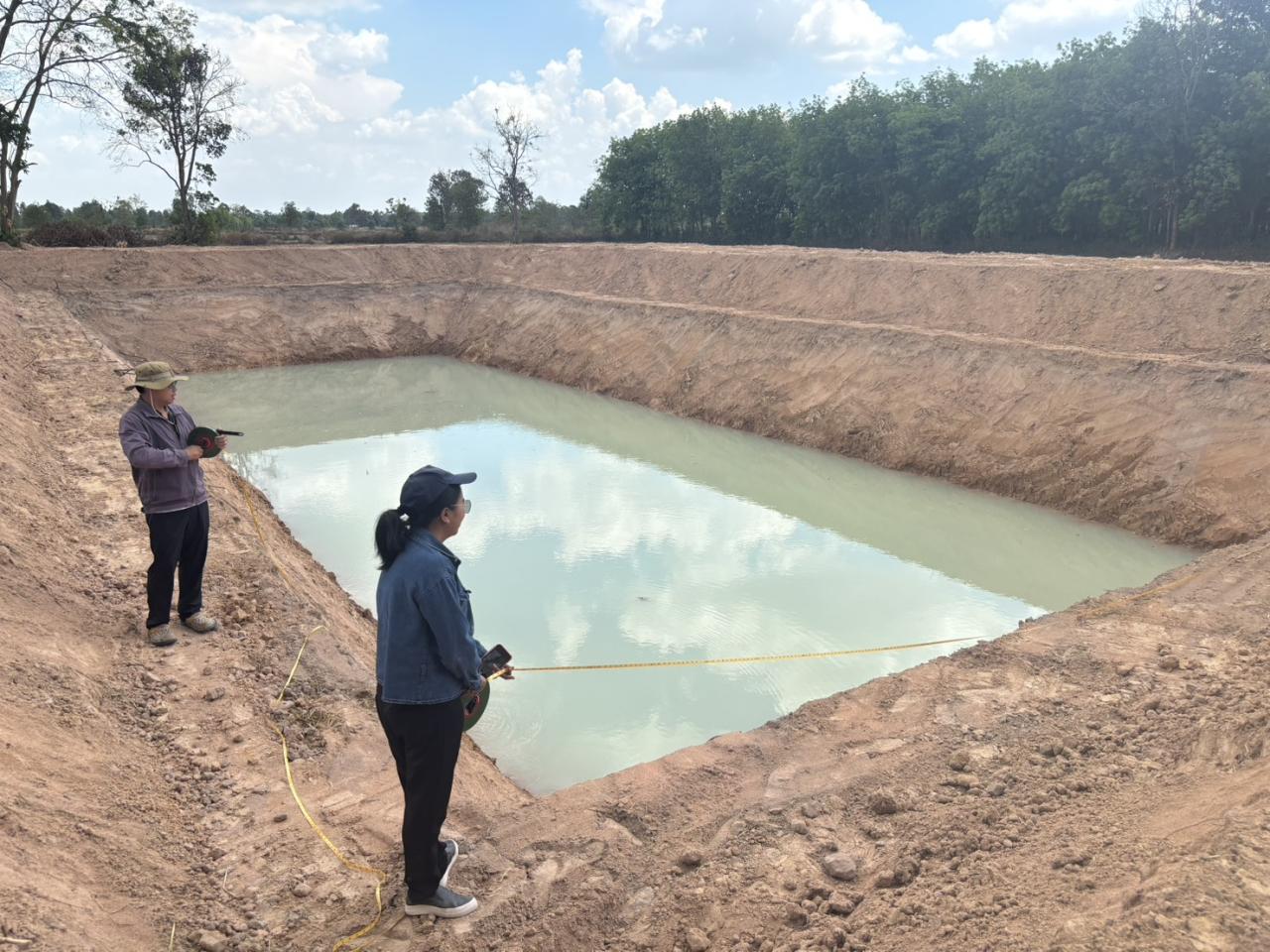 ภาพประกอบที่ 13