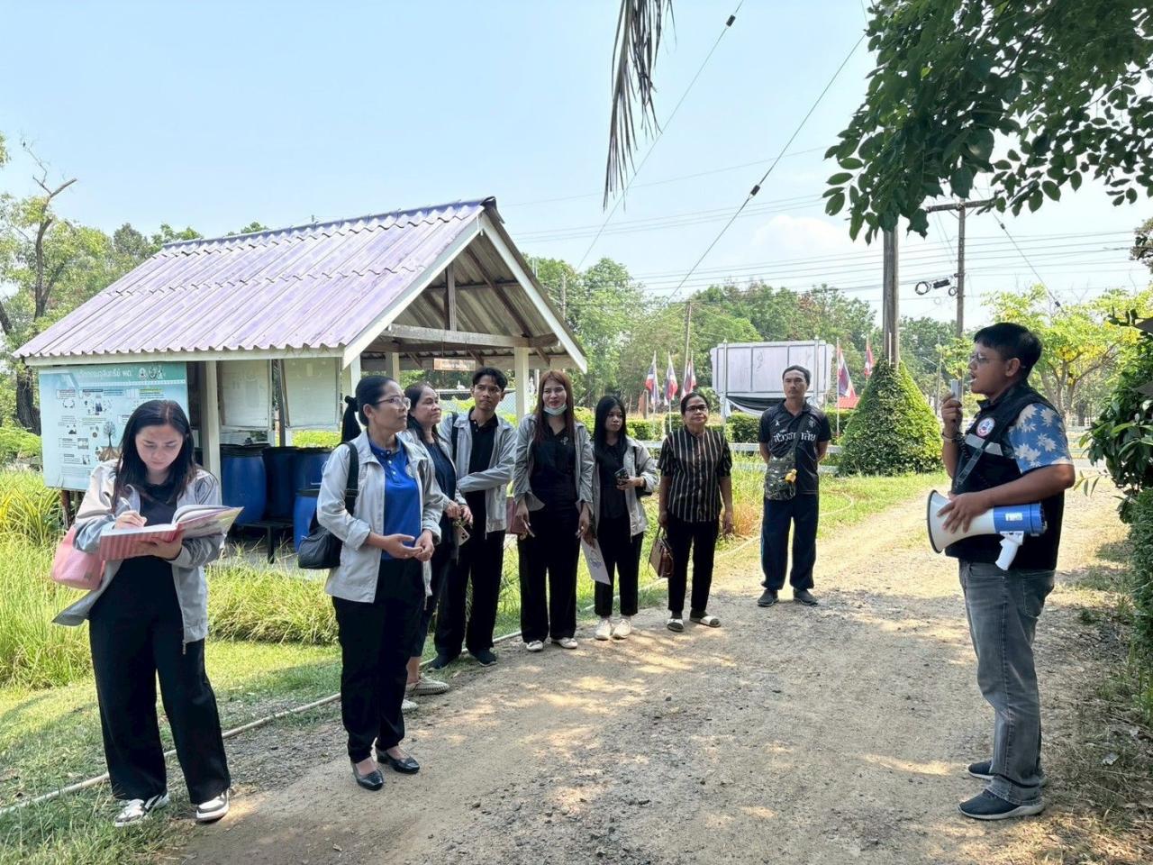 ภาพประกอบที่ 1